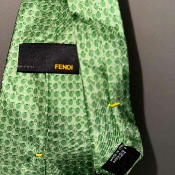 Fendi green printed silk mens tie made in Italy - Picture 6 of 8